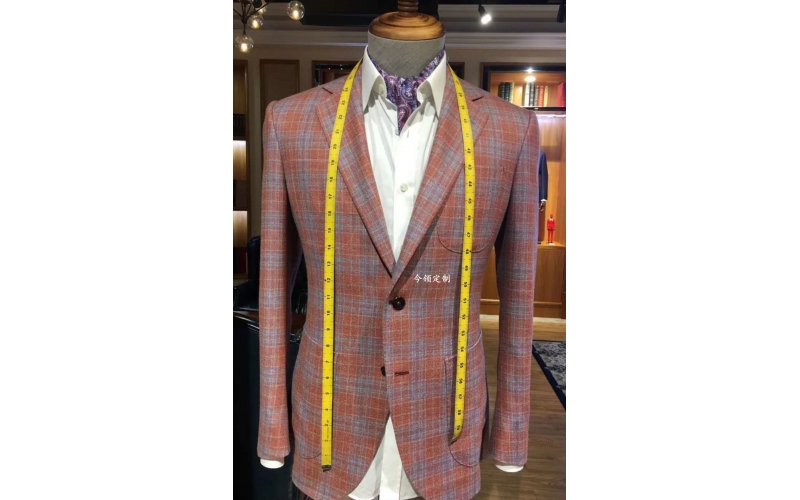 世家宝亲王格休闲单西