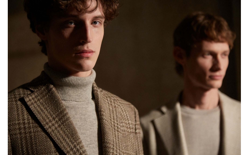 结婚西装定制还是买成衣？